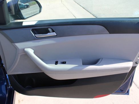 Used 2018 Hyundai Sonata SE image 12