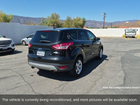 Used 2015 Ford Escape SE FWD image 4
