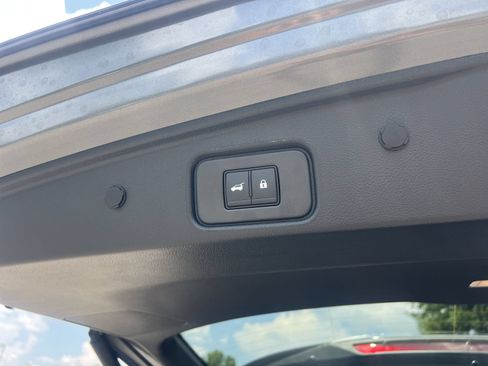 New 2026 Nissan Pathfinder SV w/ Cargo Package FWD image 20