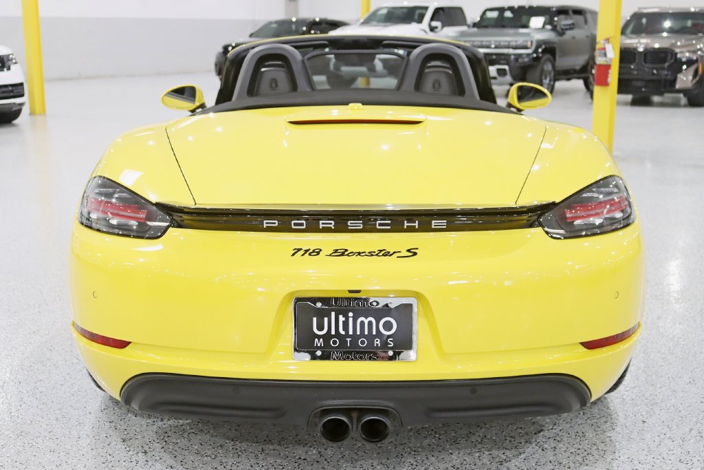 Used 2019 Porsche 718 Boxster S RWD image 15