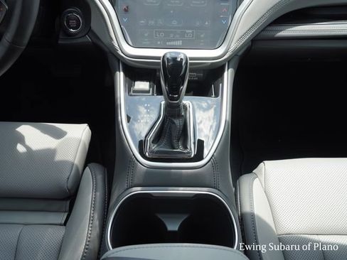 Certified 2025 Subaru Outback Limited image 4