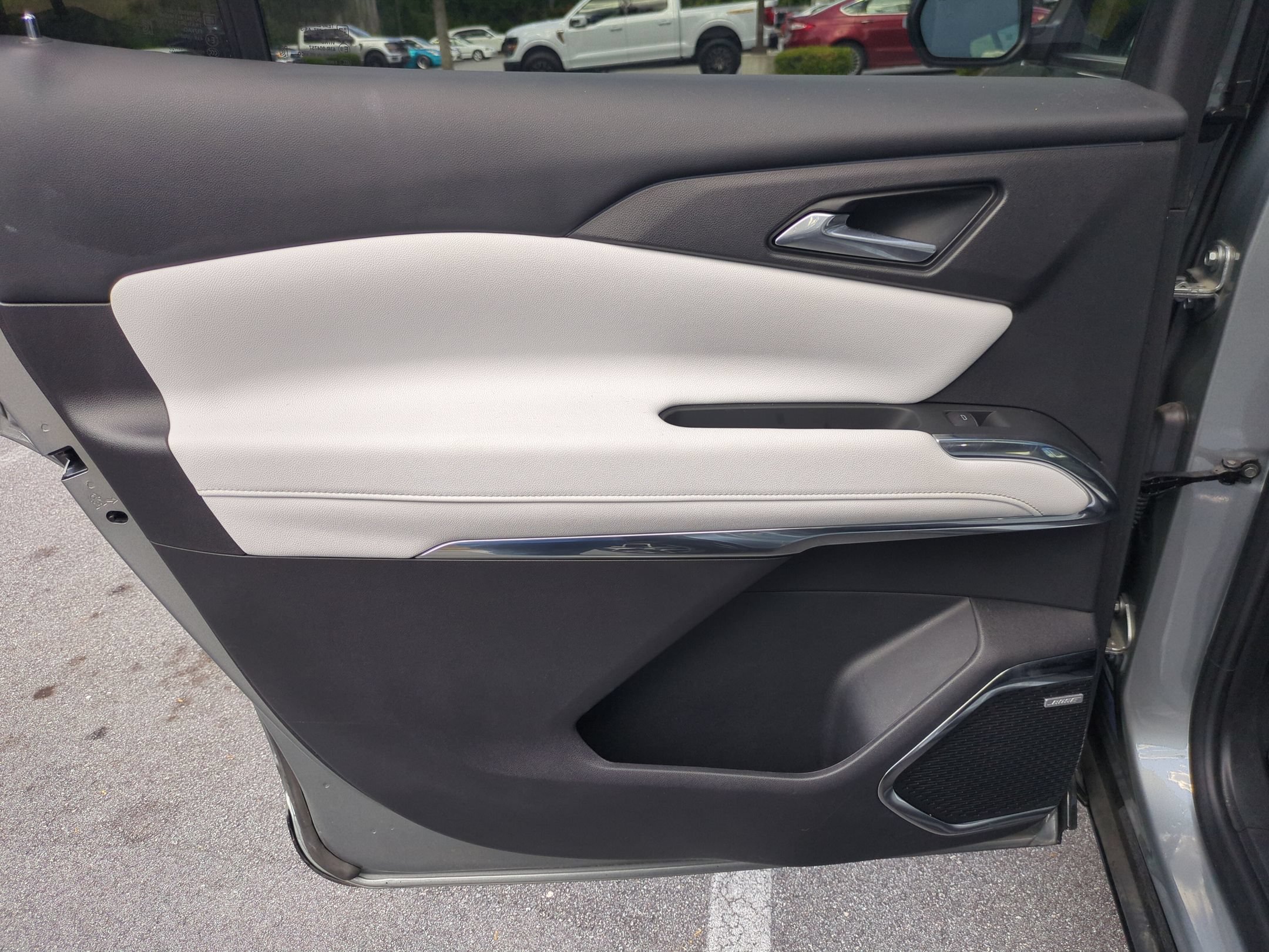 Used 2025 Chevrolet Traverse High Country FWD image 27