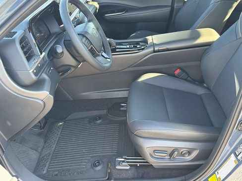 Used 2026 Toyota Crown AWD/4WD image 26