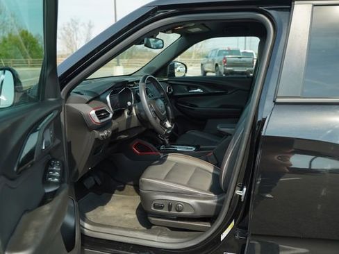 Used 2022 Chevrolet TrailBlazer RS w/ Convenience Package image 12