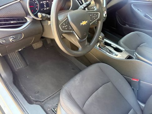 Used 2024 Chevrolet Malibu LT FWD image 13