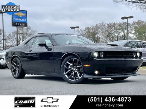 Used 2022 Dodge Challenger R/T w/ Plus Package image 1