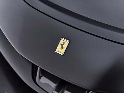 Used 2024 Ferrari SF90 Spider AWD/4WD image 31