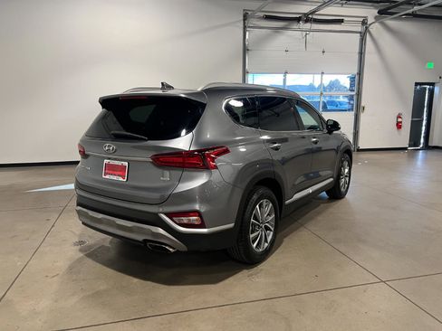 Used 2019 Hyundai Santa Fe Limited image 3