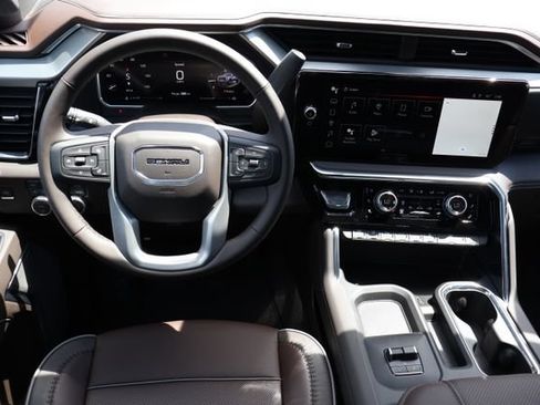 New 2026 GMC Sierra 3500 Denali w/ Denali Reserve Package AWD/4WD image 6