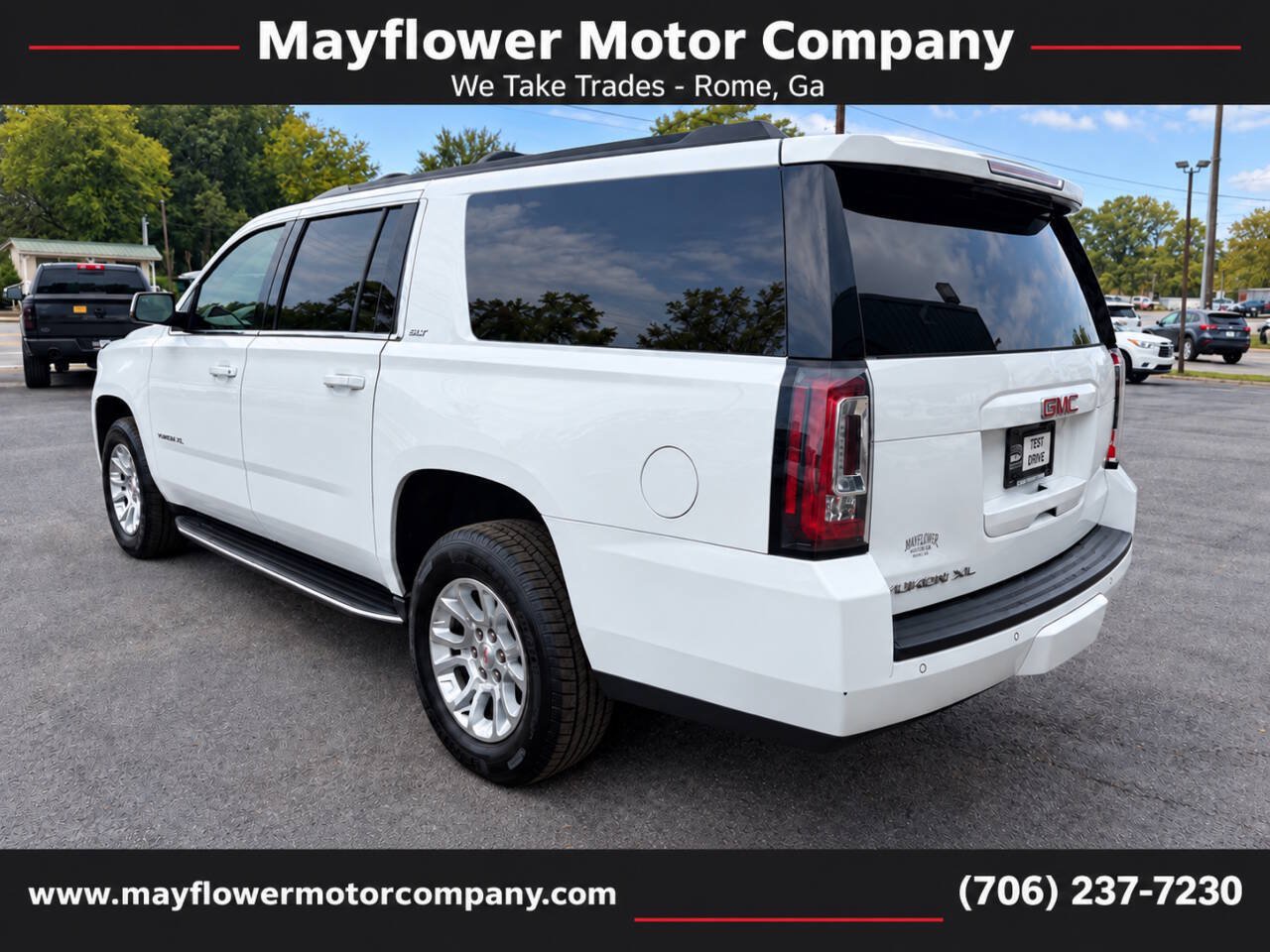 Used 2020 GMC Yukon XL SLT w/ HD Trailering Package RWD image 3