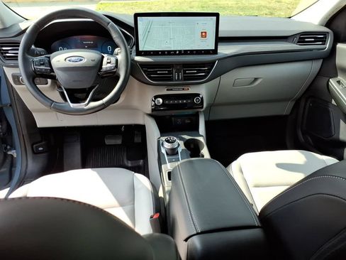 Used 2023 Ford Escape Platinum AWD/4WD image 12