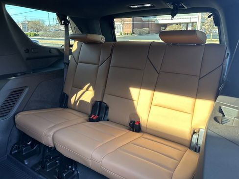 Certified 2026 Cadillac Escalade Luxury w/ LPO, Floor Liner Package image 37