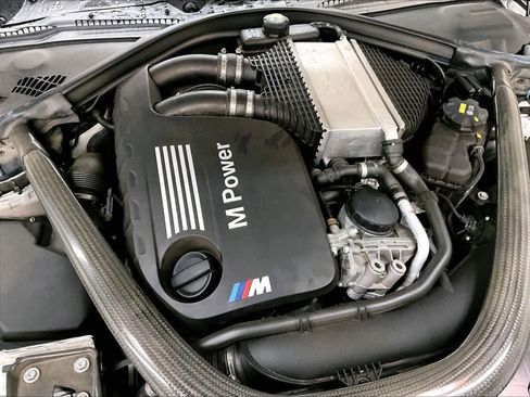 Used 2018 BMW M3 image 33