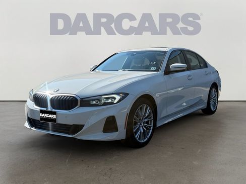 Used 2023 BMW 330i xDrive Sedan w/ Driving Assistance Package AWD/4WD image 3