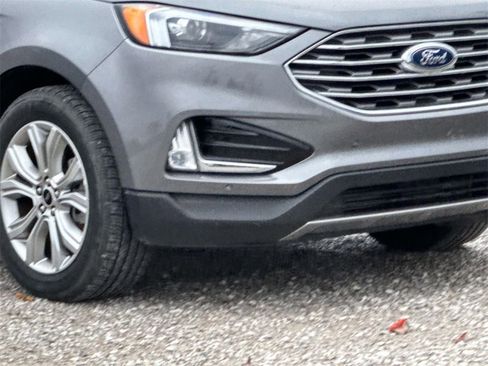 Used 2024 Ford Edge Titanium image 8