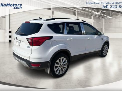 Used 2019 Ford Escape SEL AWD/4WD image 3