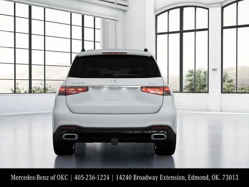 New 2026 Mercedes-Benz GLS 450 4MATIC image 25
