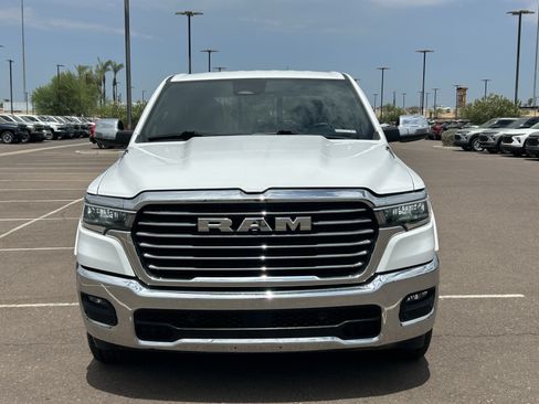 Used 2025 RAM 1500 Laramie AWD/4WD image 8