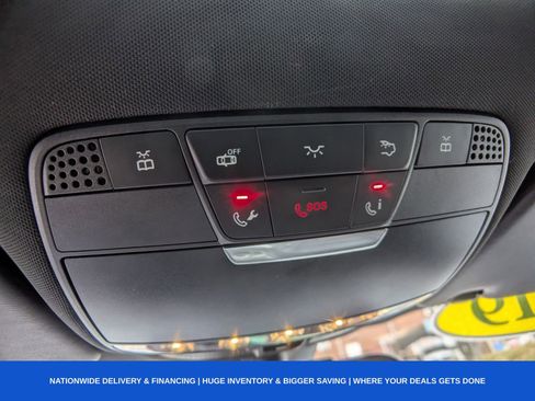 Used 2019 Mercedes-Benz GLC 300 GLC 300 w/ Premium Package image 24