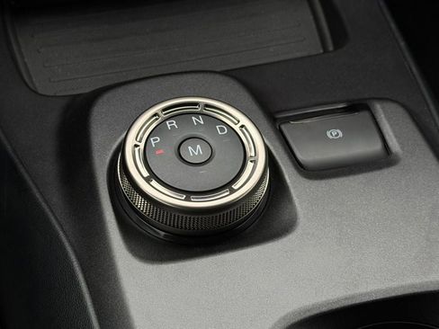 Used 2022 Ford Mustang Shelby GT500 w/ Technology Package RWD image 19