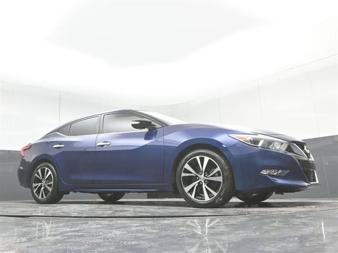 Used 2018 Nissan Maxima 3.5 SV image 31