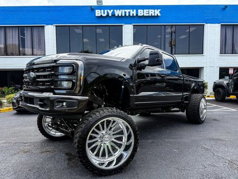 Used 2024 Ford F250 King Ranch image 2