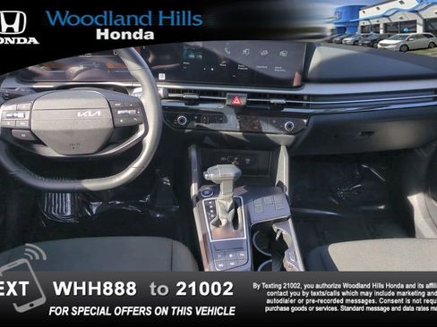 Used 2026 Kia Sportage LX image 19