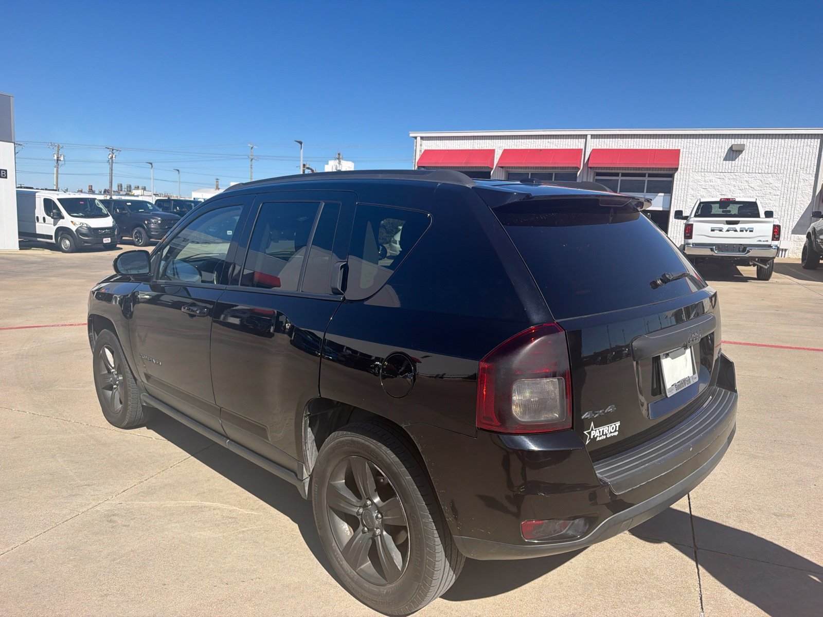 Used 2016 Jeep Compass High Altitude AWD/4WD image 7