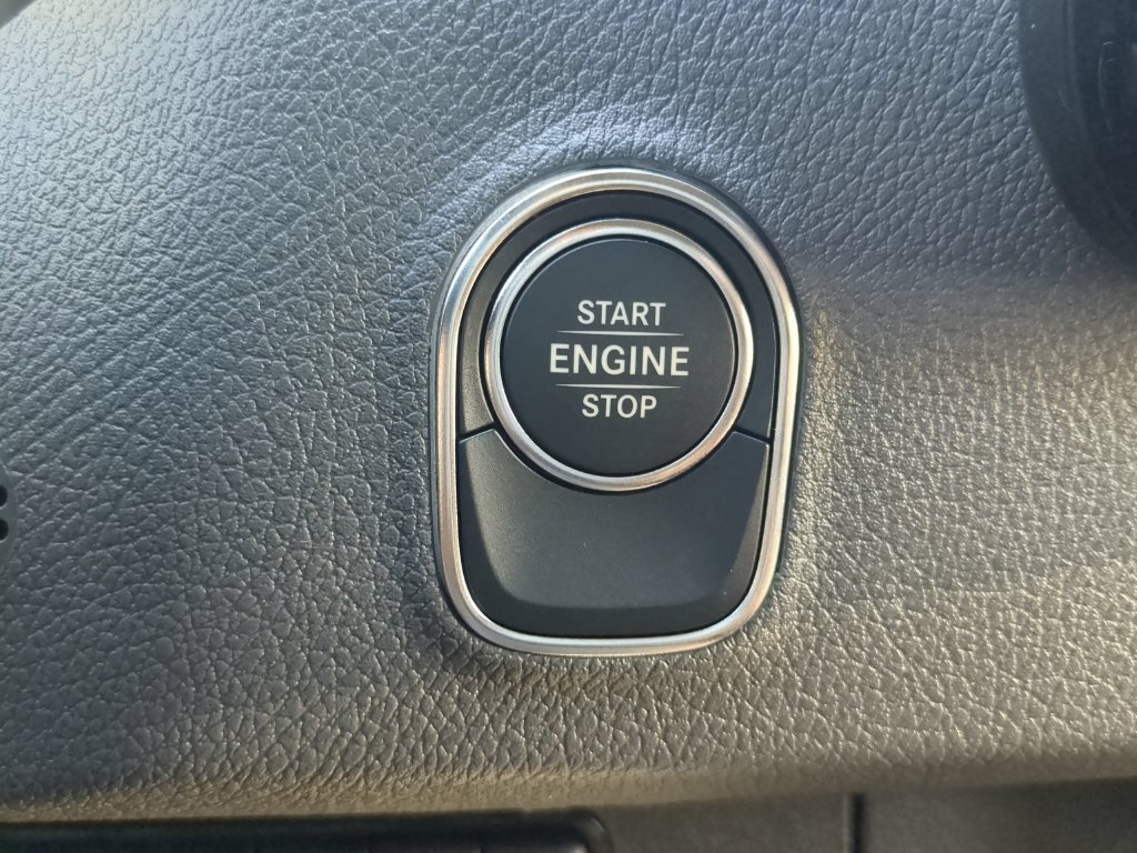 Used 2025 Mercedes-Benz Sprinter 2500 image 15
