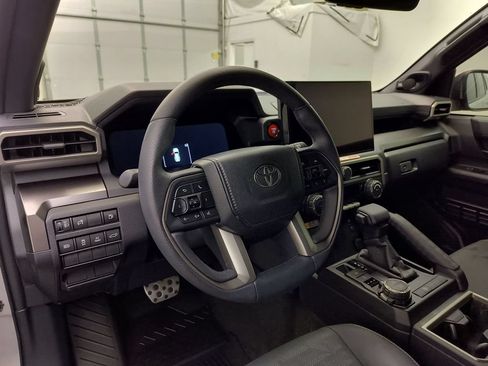 Used 2026 Toyota 4Runner TRD Sport Premium AWD/4WD image 4