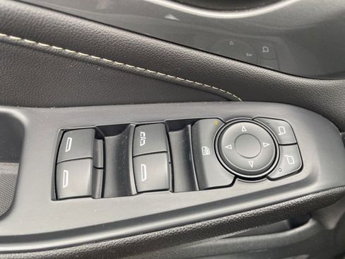 Certified 2022 Chevrolet Traverse LT w/ Midnight/Sport Edition image 11