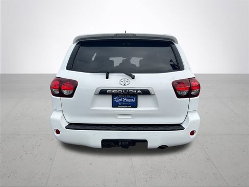 Used 2021 Toyota Sequoia SR5 w/ Premium Package AWD/4WD image 8