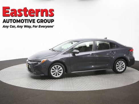 Used 2023 Toyota Corolla LE FWD image 56