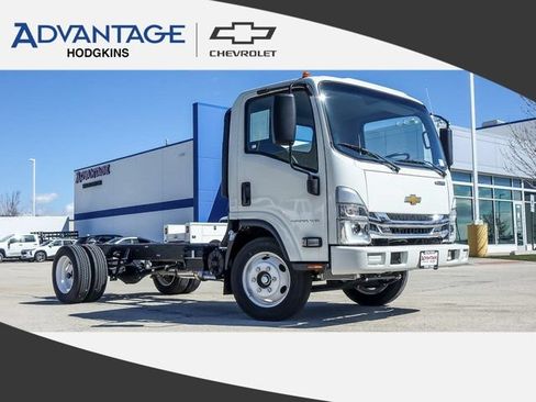 New 2025 Chevrolet Low Cab Forward 5500XG RWD image 1