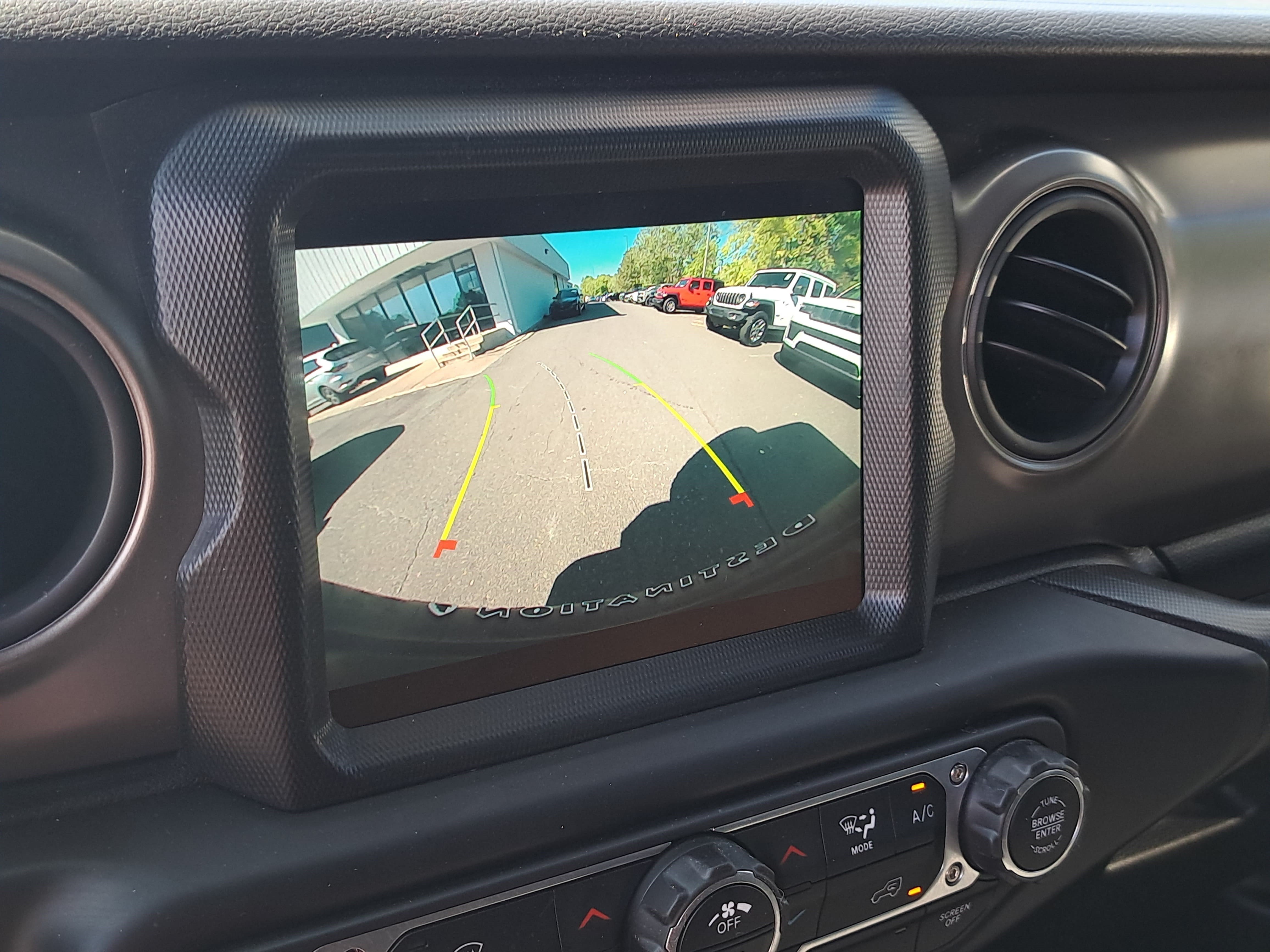 Used 2022 Jeep Wrangler Unlimited Sport AWD/4WD image 21