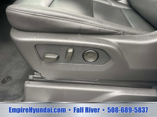 Used 2026 GMC Sierra 1500 SLT AWD/4WD image 21