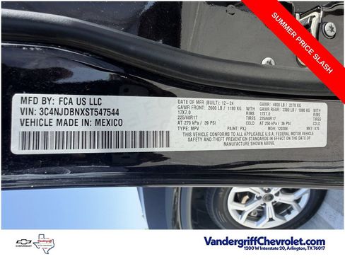 Used 2025 Jeep Compass Latitude w/ Sun & Sound Group AWD/4WD image 30