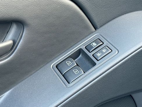 New 2026 Nissan Frontier S image 13