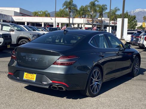 Used 2023 Genesis G70 2.0T image 3