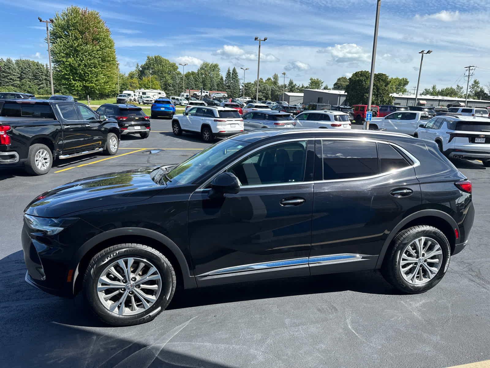 Certified 2022 Buick Envision Preferred AWD/4WD image 10