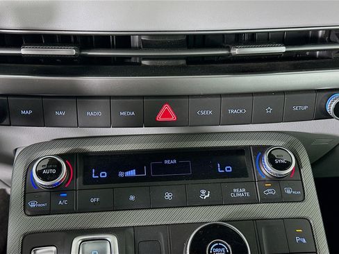 Used 2025 Hyundai Palisade SEL image 23