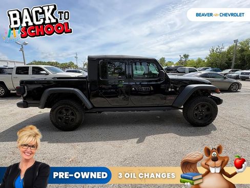 Used 2022 Jeep Gladiator Mojave w/ LED Lighting Group AWD/4WD image 8