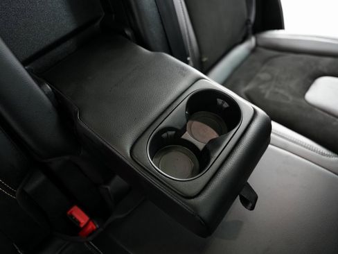 Used 2019 Ford Edge ST w/ Convenience Package image 48