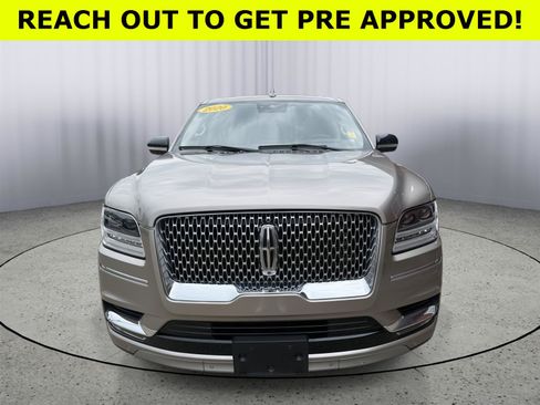 Used 2020 Lincoln Navigator L Reserve w/ Luxury Package AWD/4WD image 2