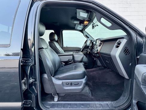 Used 2015 Ford F350 Lariat w/ Chrome Package image 22