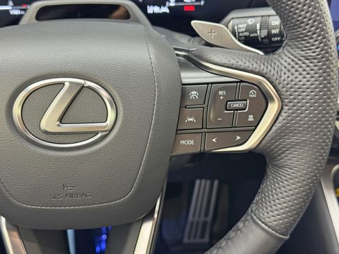 Used 2025 Lexus TX 500h AWD w/ Technology Package image 22