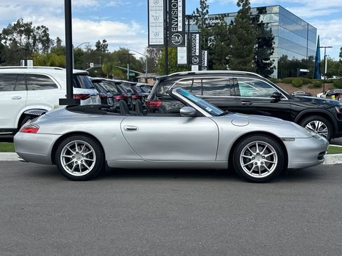 Used 1999 Porsche 911 Carrera RWD image 2