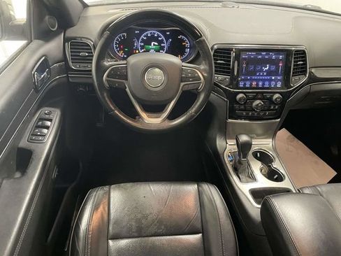 Used 2019 Jeep Grand Cherokee Overland image 10