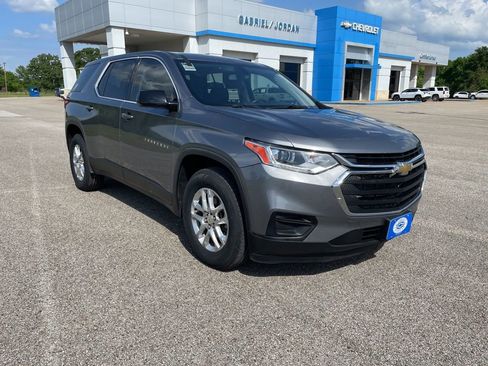 Used 2020 Chevrolet Traverse LS FWD image 7