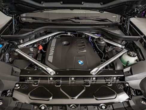 New 2026 BMW X7 xDrive40i w/ M Sport Package image 39